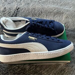 Puma Suede Navy & White Low-Top Sneakers